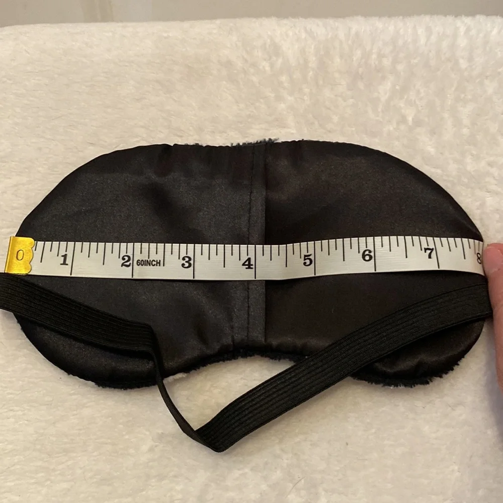 🆕NIP Black w/ White Polka Dot Fuzzy Sleeping Eye Mask with pocket